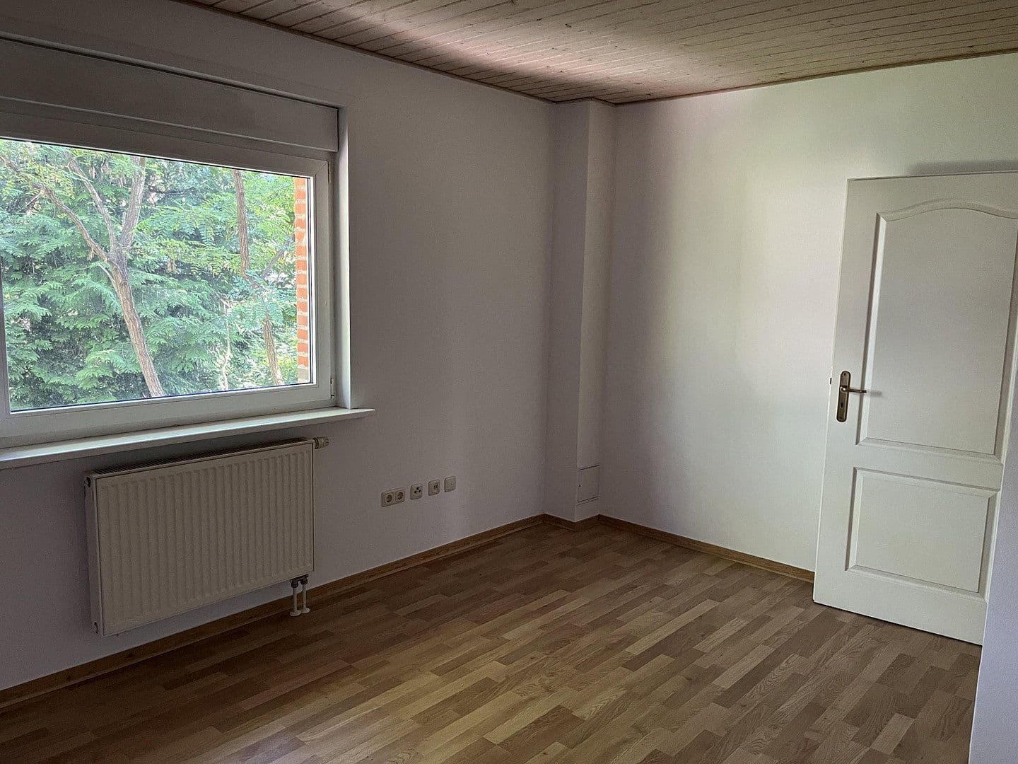 Predaj domu 269 m², pozemek 734 m², Glienicke/Nordbahn, Brandenbursko Predaj domu 269 m², pozemek 734 m², Glienicke/Nordbahn, Brandenbursko