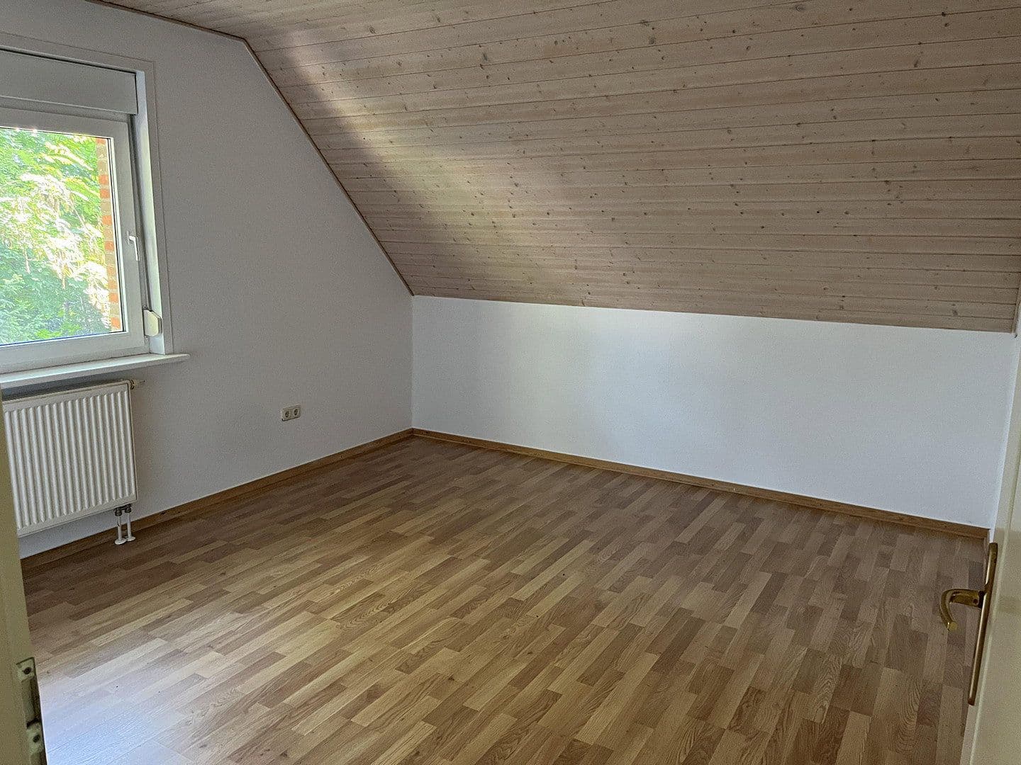 Predaj domu 269 m², pozemek 734 m², Glienicke/Nordbahn, Brandenbursko Predaj domu 269 m², pozemek 734 m², Glienicke/Nordbahn, Brandenbursko