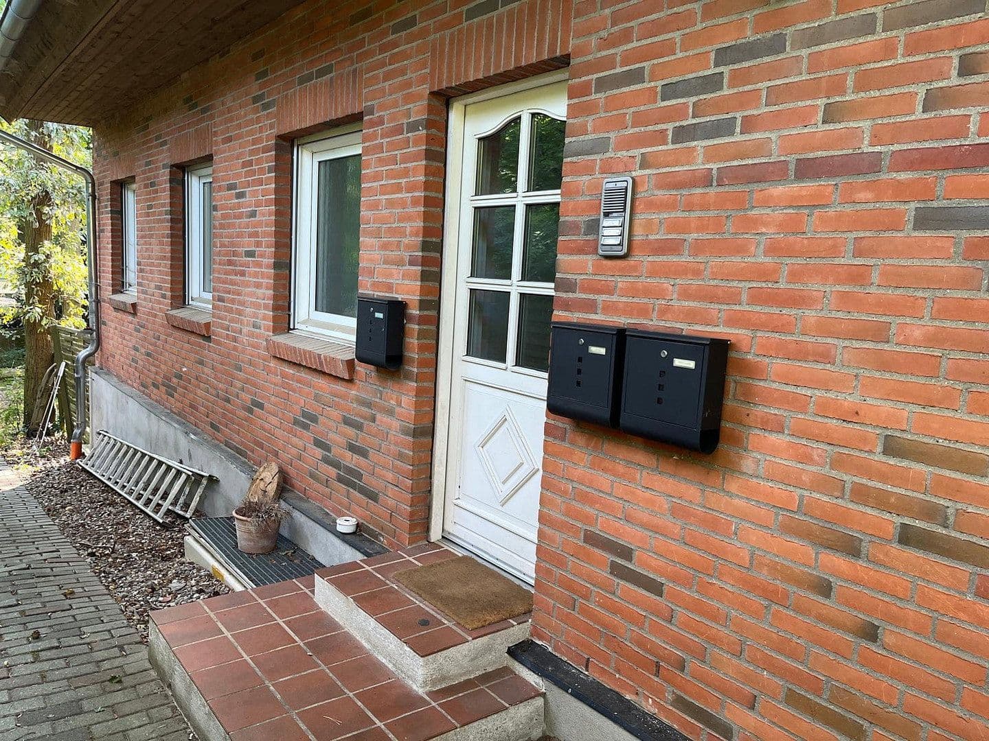 Predaj domu 269 m², pozemek 734 m², Glienicke/Nordbahn, Brandenbursko Predaj domu 269 m², pozemek 734 m², Glienicke/Nordbahn, Brandenbursko