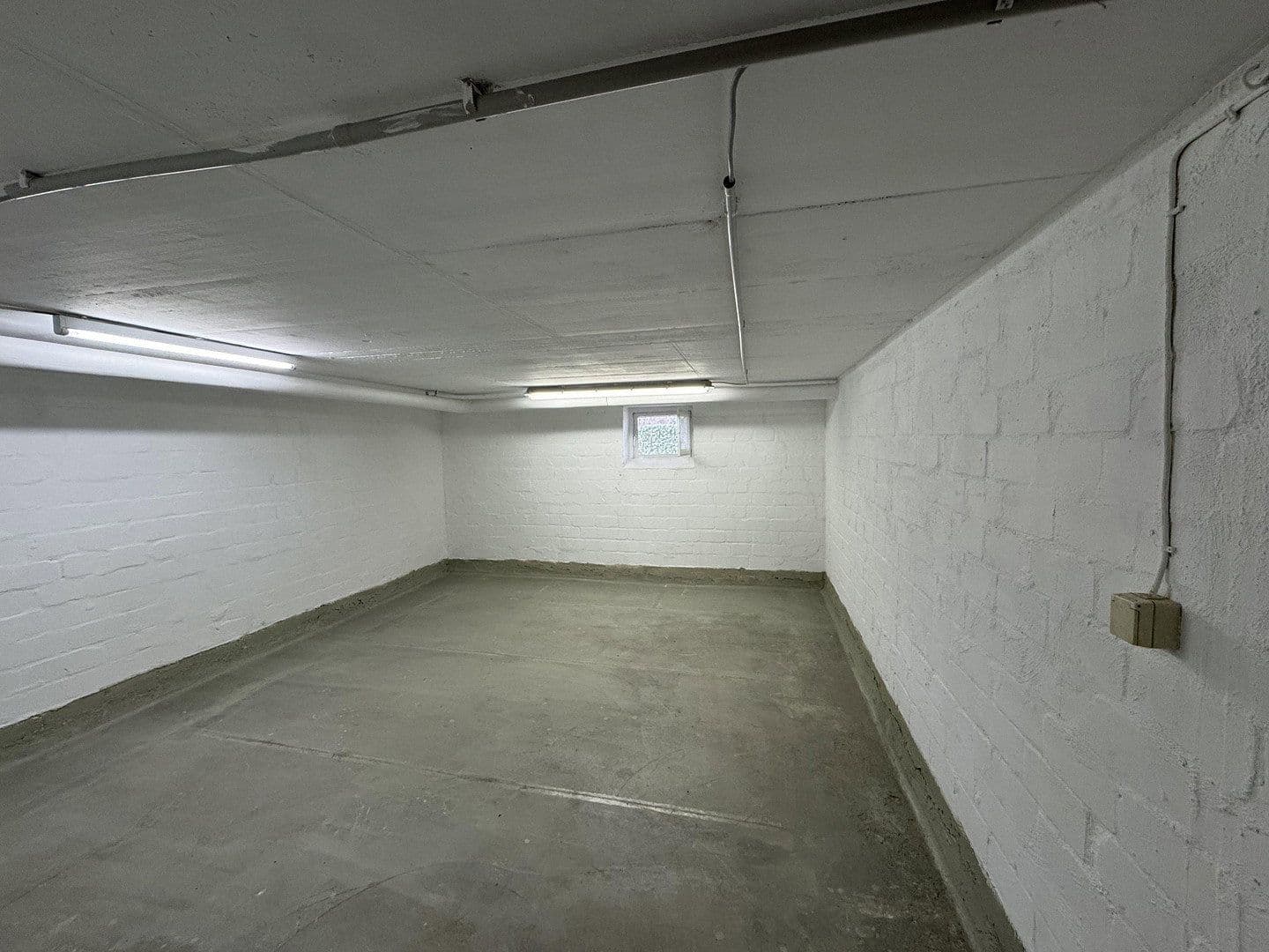 Prenájom bytu 3-izbový 75 m², Hannover, Dolné Sasko Prenájom bytu 3-izbový 75 m², Hannover, Dolné Sasko