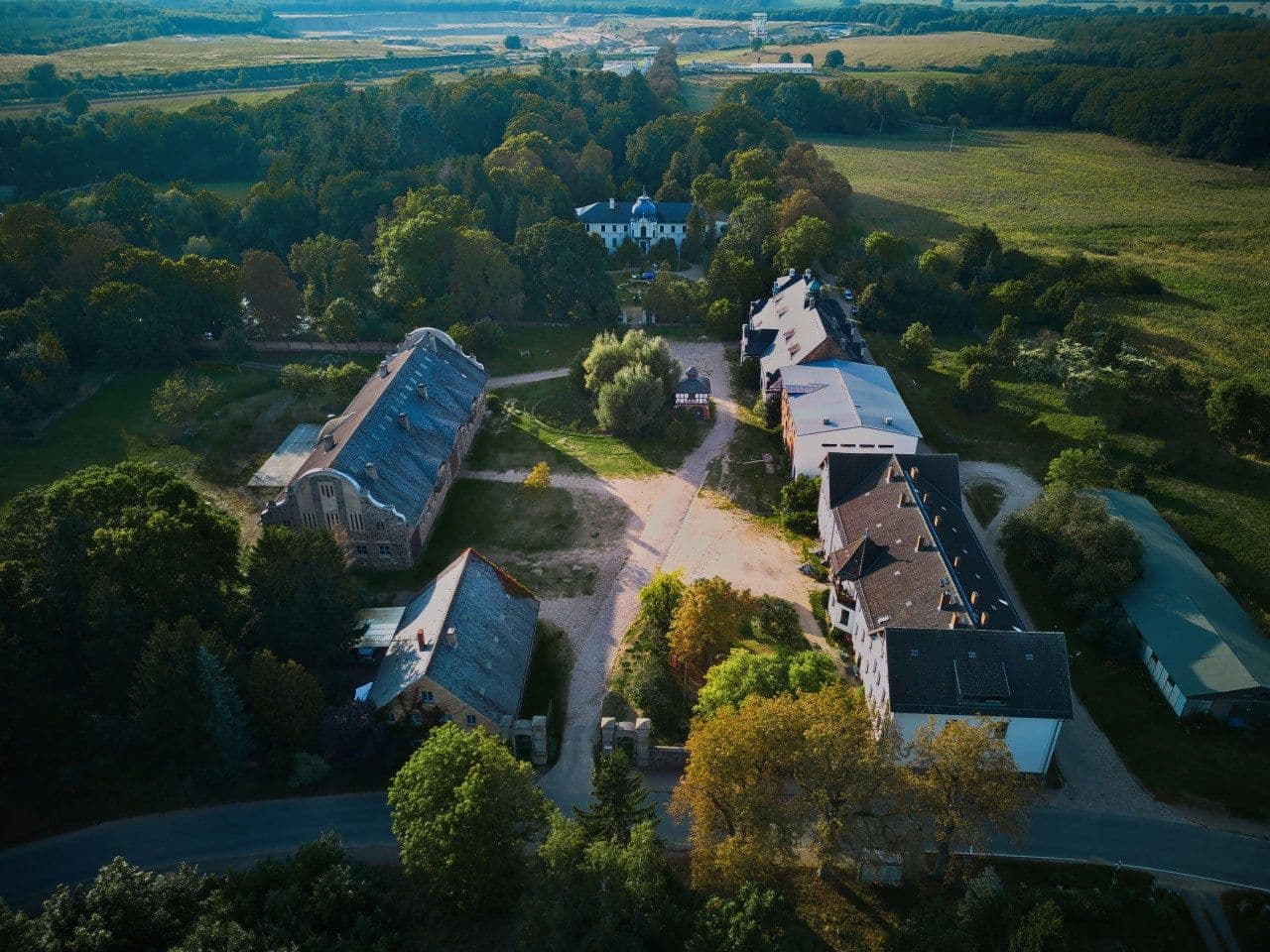 Predaj nebytového priestoru 53.000 m², Klocksin, Meklenbursko-Predpomoransko Predaj nebytového priestoru 53.000 m², Klocksin, Meklenbursko-Predpomoransko