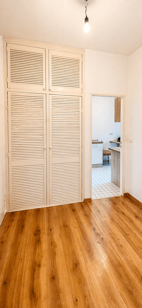 Prenájom bytu 2-izbový 59 m², Gneisenaustr. 3, Berlin, Berlín Prenájom bytu 2-izbový 59 m², Gneisenaustr. 3, Berlin, Berlín