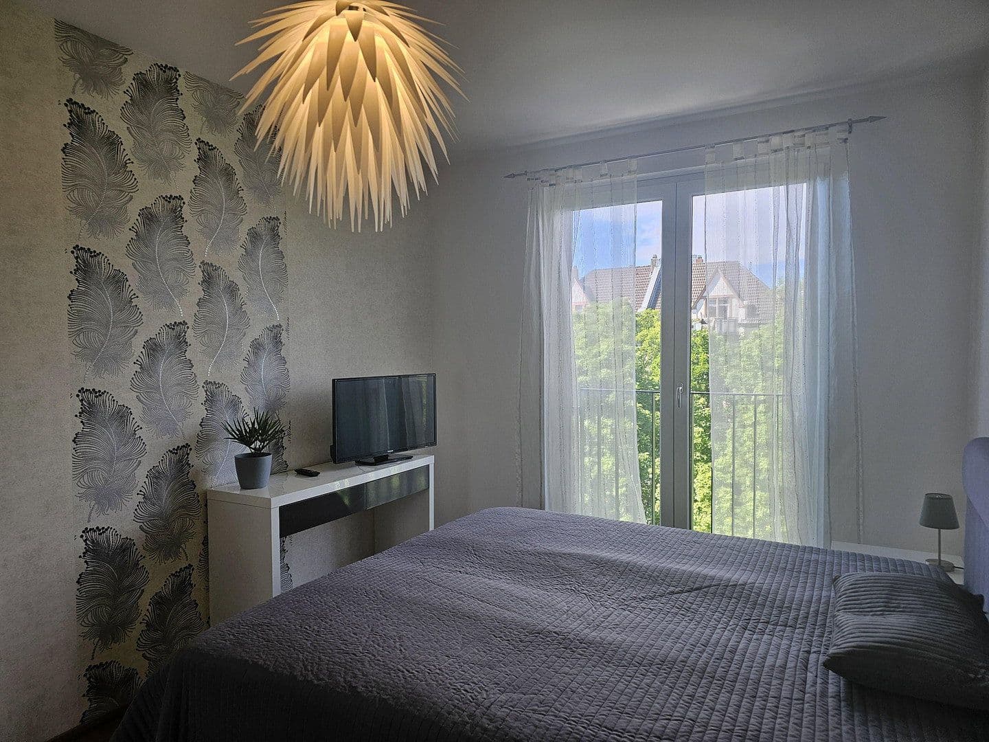 Prenájom bytu 3-izbový 76 m², Frankenallee 39, Frankfurt am Main, Hesensko Prenájom bytu 3-izbový 76 m², Frankenallee 39, Frankfurt am Main, Hesensko