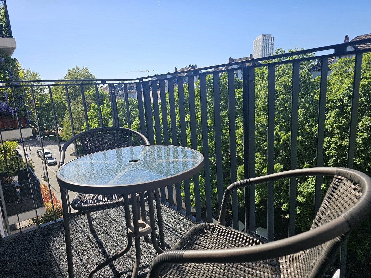 Prenájom bytu 3-izbový 76 m², Frankenallee 39, Frankfurt am Main, Hesensko Prenájom bytu 3-izbový 76 m², Frankenallee 39, Frankfurt am Main, Hesensko