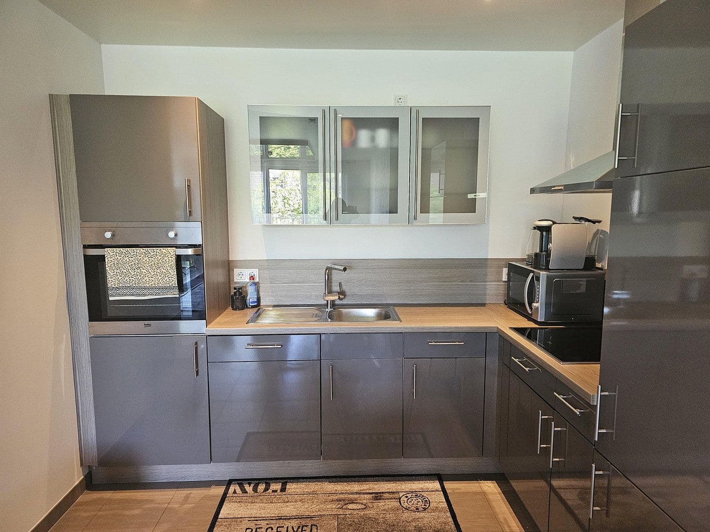 Prenájom bytu 3-izbový 76 m², Frankenallee 39, Frankfurt am Main, Hesensko Prenájom bytu 3-izbový 76 m², Frankenallee 39, Frankfurt am Main, Hesensko