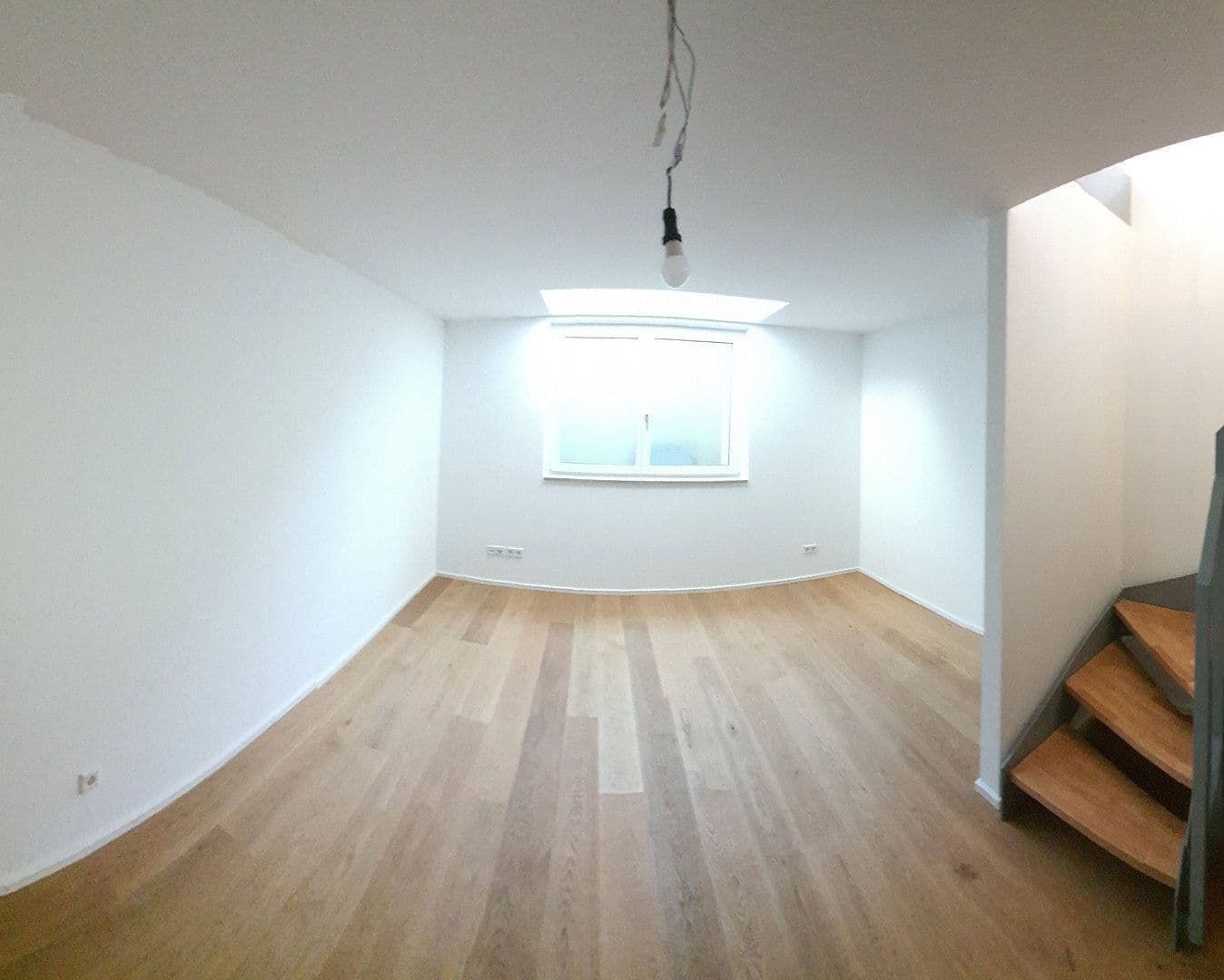 Prenájom bytu 2-izbový 60 m², Siegmund-Schacky-Str. 15, München, Bavorsko Prenájom bytu 2-izbový 60 m², Siegmund-Schacky-Str. 15, München, Bavorsko