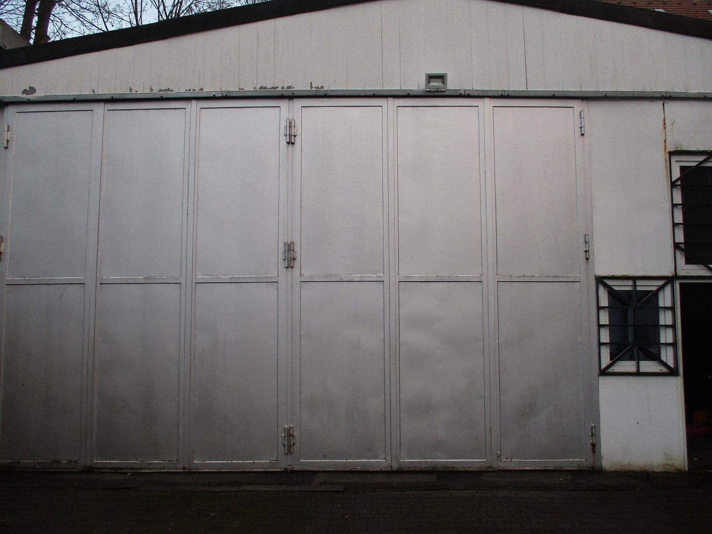 Prenájom nebytového priestoru 1.400 m², Berlin, Berlín Prenájom nebytového priestoru 1.400 m², Berlin, Berlín