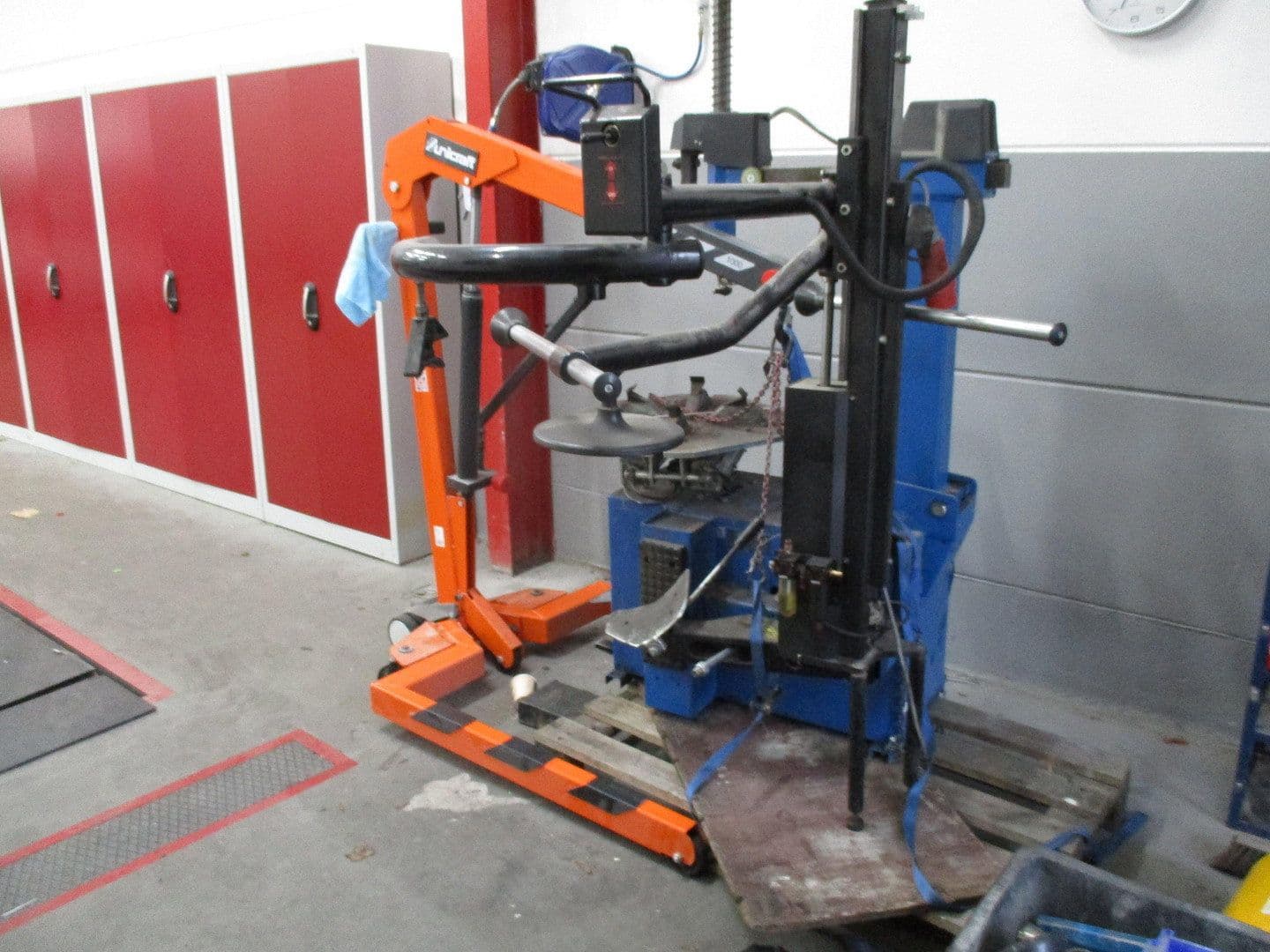 Prenájom nebytového priestoru 1.400 m², Berlin, Berlín Prenájom nebytového priestoru 1.400 m², Berlin, Berlín