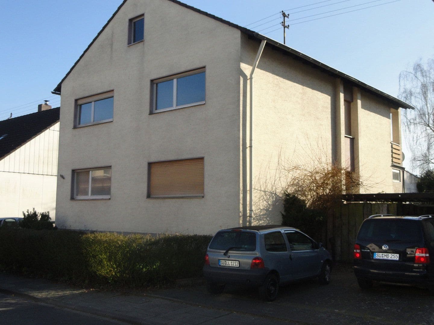 Prenájom bytu 3-izbový 83 m², Swisttal, Severné Porýnie - Westfálsko Prenájom bytu 3-izbový 83 m², Swisttal, Severné Porýnie - Westfálsko