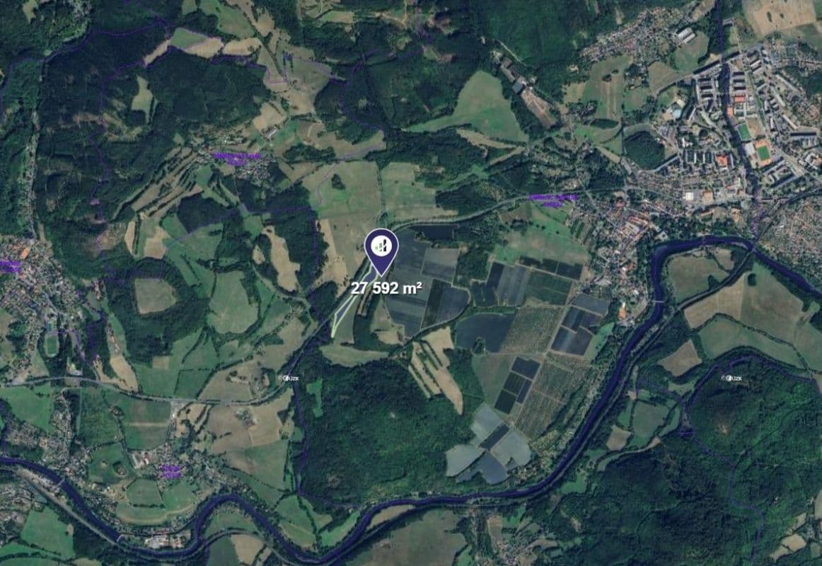 Predaj pozemku 27.592 m², Klášterec nad Ohří, Ústecký kraj Predaj pozemku 27.592 m², Klášterec nad Ohří, Ústecký kraj