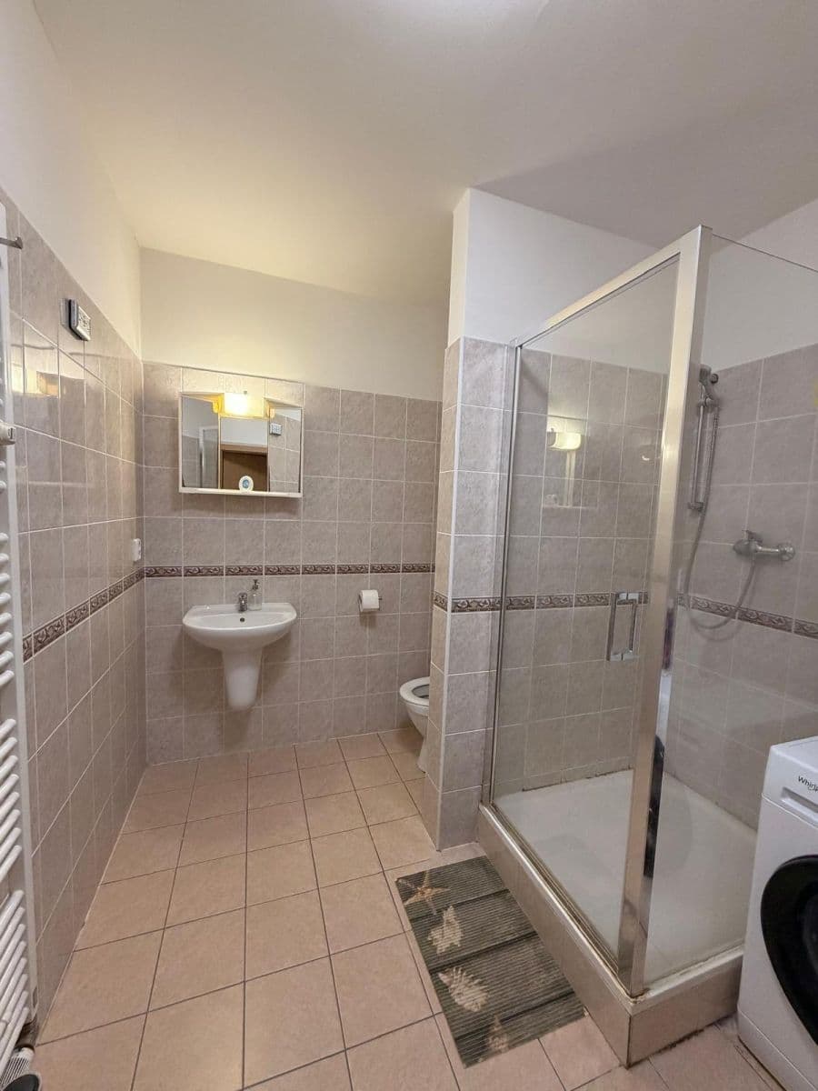 Prenájom bytu 2-izbový 49 m², Přemyslova, Kralupy nad Vltavou, Středočeský kraj Prenájom bytu 2-izbový 49 m², Přemyslova, Kralupy nad Vltavou, Středočeský kraj