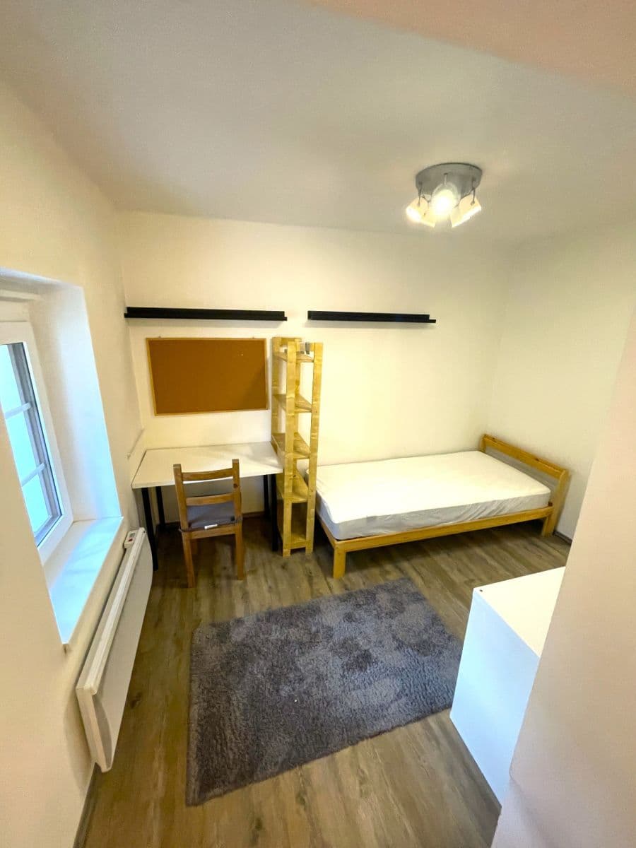 Prenájom bytu 1-izbový 18 m², Na Cikánce, Praha, Praha Prenájom bytu 1-izbový 18 m², Na Cikánce, Praha, Praha