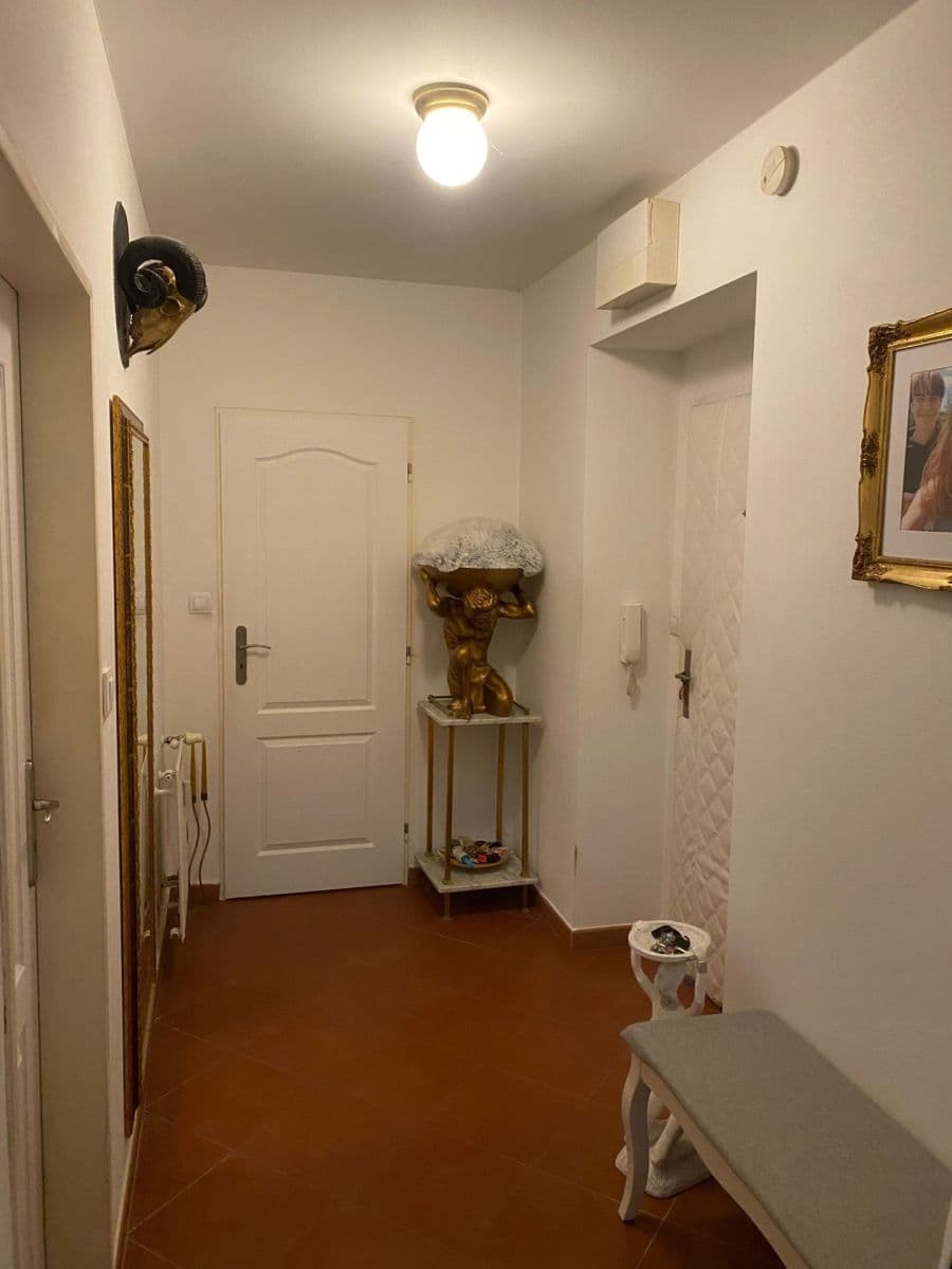 Predaj bytu 4-izbový 73 m², Pražská, Písek, Jihočeský kraj Predaj bytu 4-izbový 73 m², Pražská, Písek, Jihočeský kraj