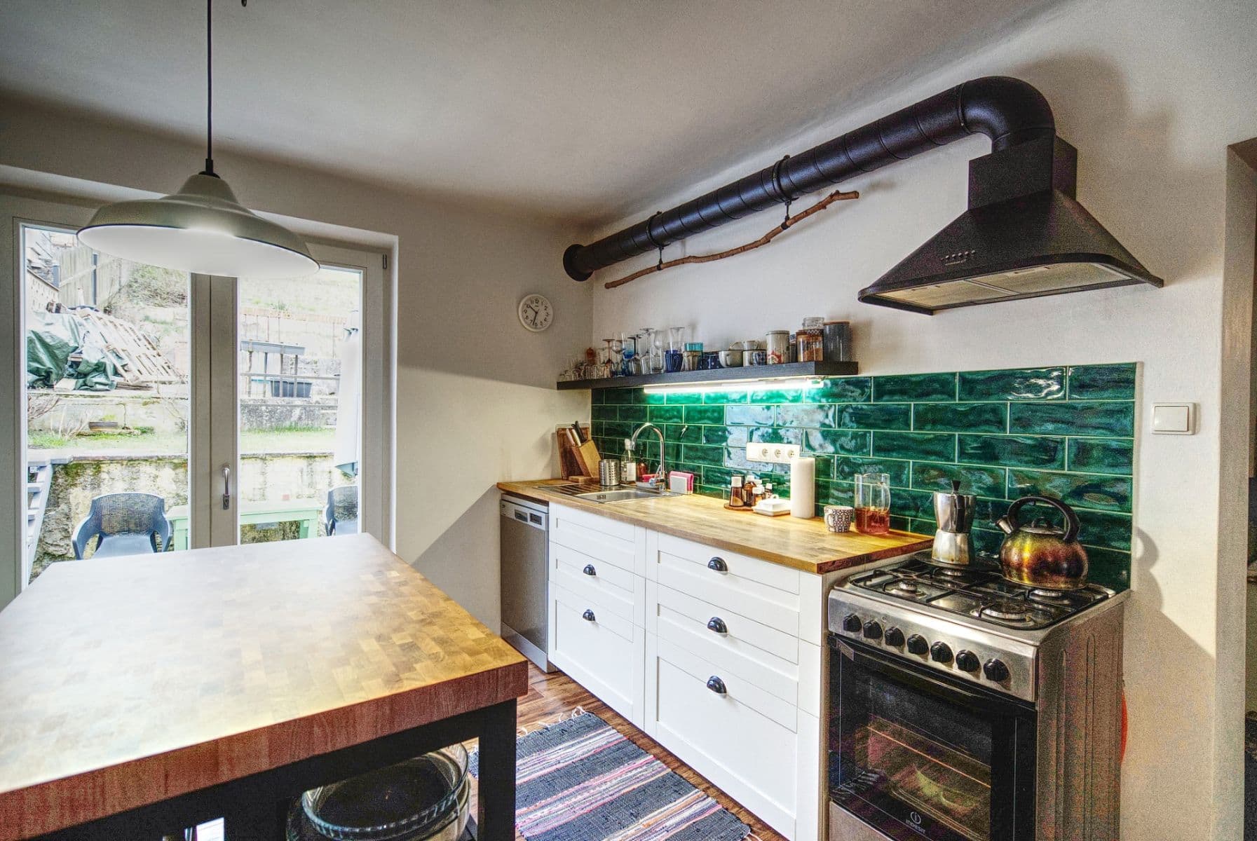 Predaj domu 135 m², pozemek 1.182 m², Hvězdonice, Středočeský kraj Predaj domu 135 m², pozemek 1.182 m², Hvězdonice, Středočeský kraj