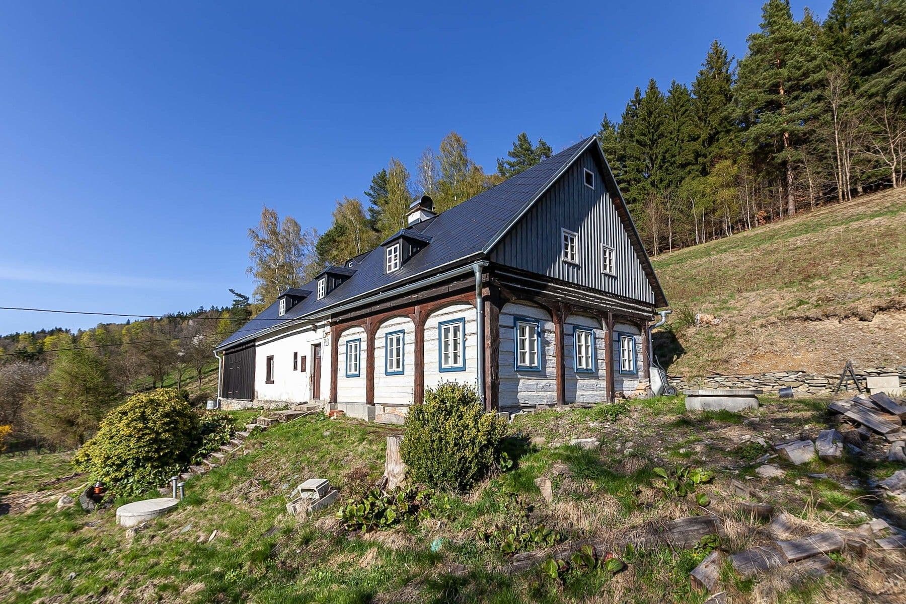Predaj rekreačného objektu 260 m², pozemek 8.447 m², Kryštofovo Údolí, Liberecký kraj Predaj rekreačného objektu 260 m², pozemek 8.447 m², Kryštofovo Údolí, Liberecký kraj
