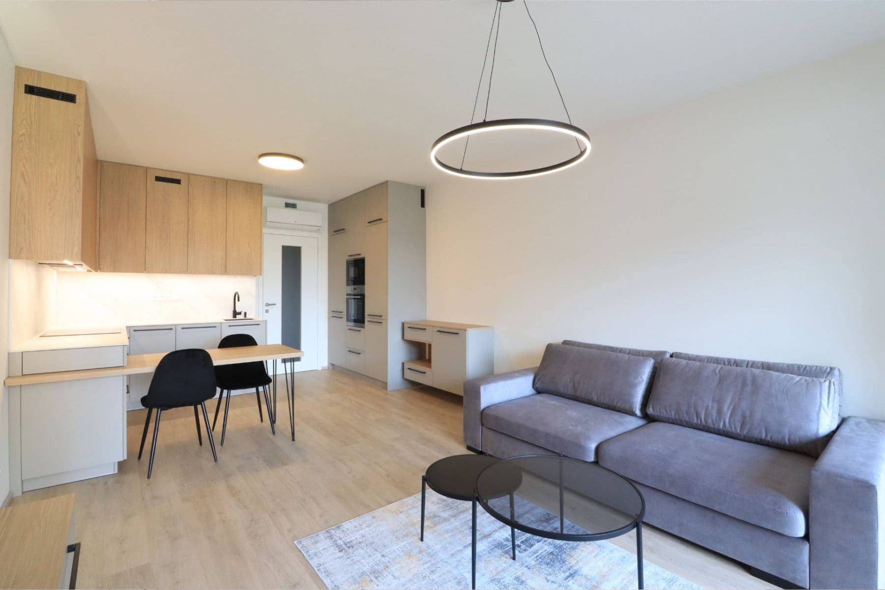 Prenájom bytu 1-izbový 39 m², Poděbradská, Praha, Praha Prenájom bytu 1-izbový 39 m², Poděbradská, Praha, Praha