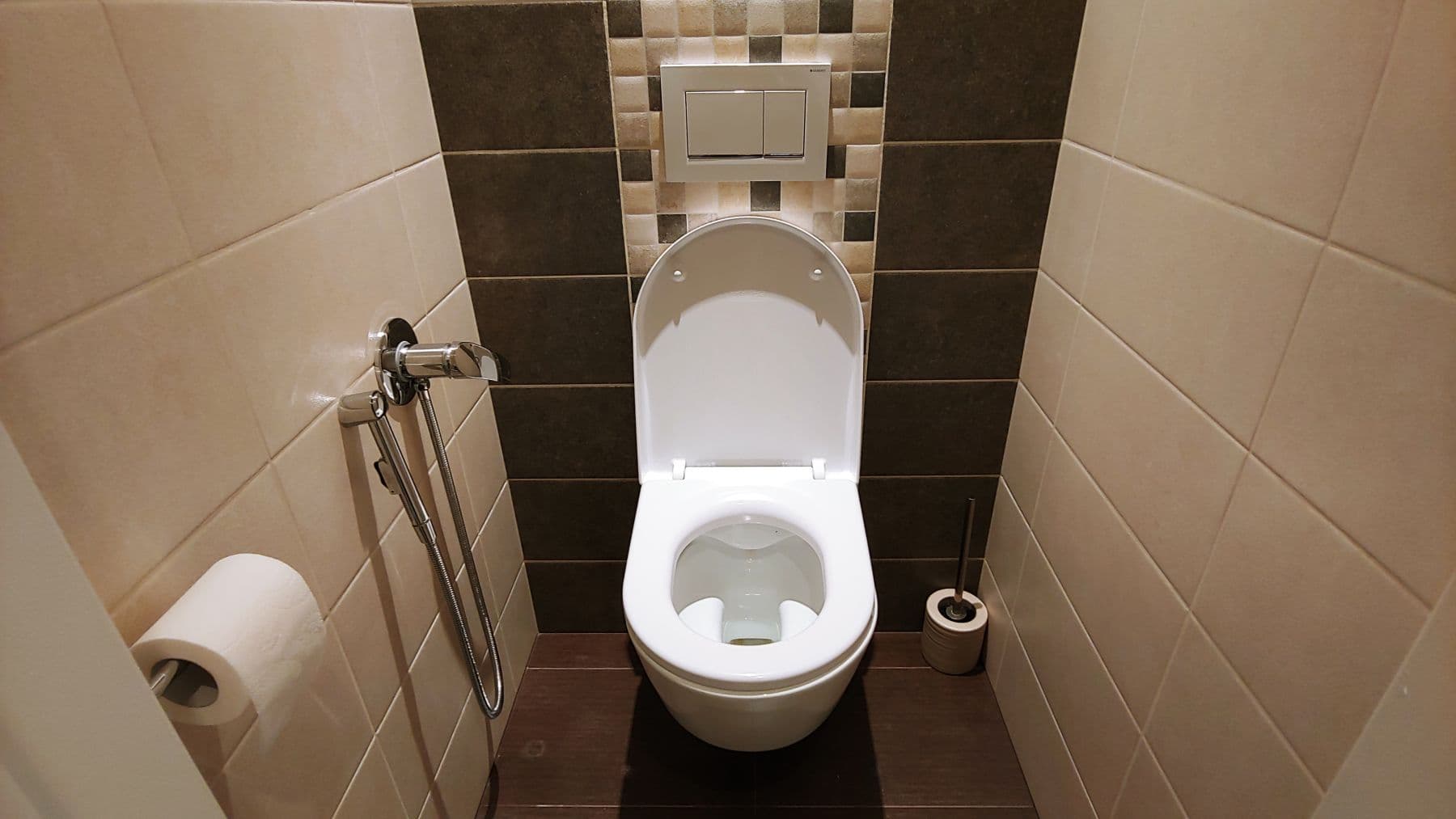 Prenájom bytu 3-izbový 80 m², Španielova, Praha, Praha Prenájom bytu 3-izbový 80 m², Španielova, Praha, Praha