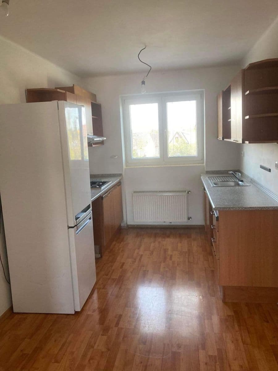Predaj bytu 2-izbový 63 m², Třešňové sady, Holešov, Zlínský kraj Predaj bytu 2-izbový 63 m², Třešňové sady, Holešov, Zlínský kraj