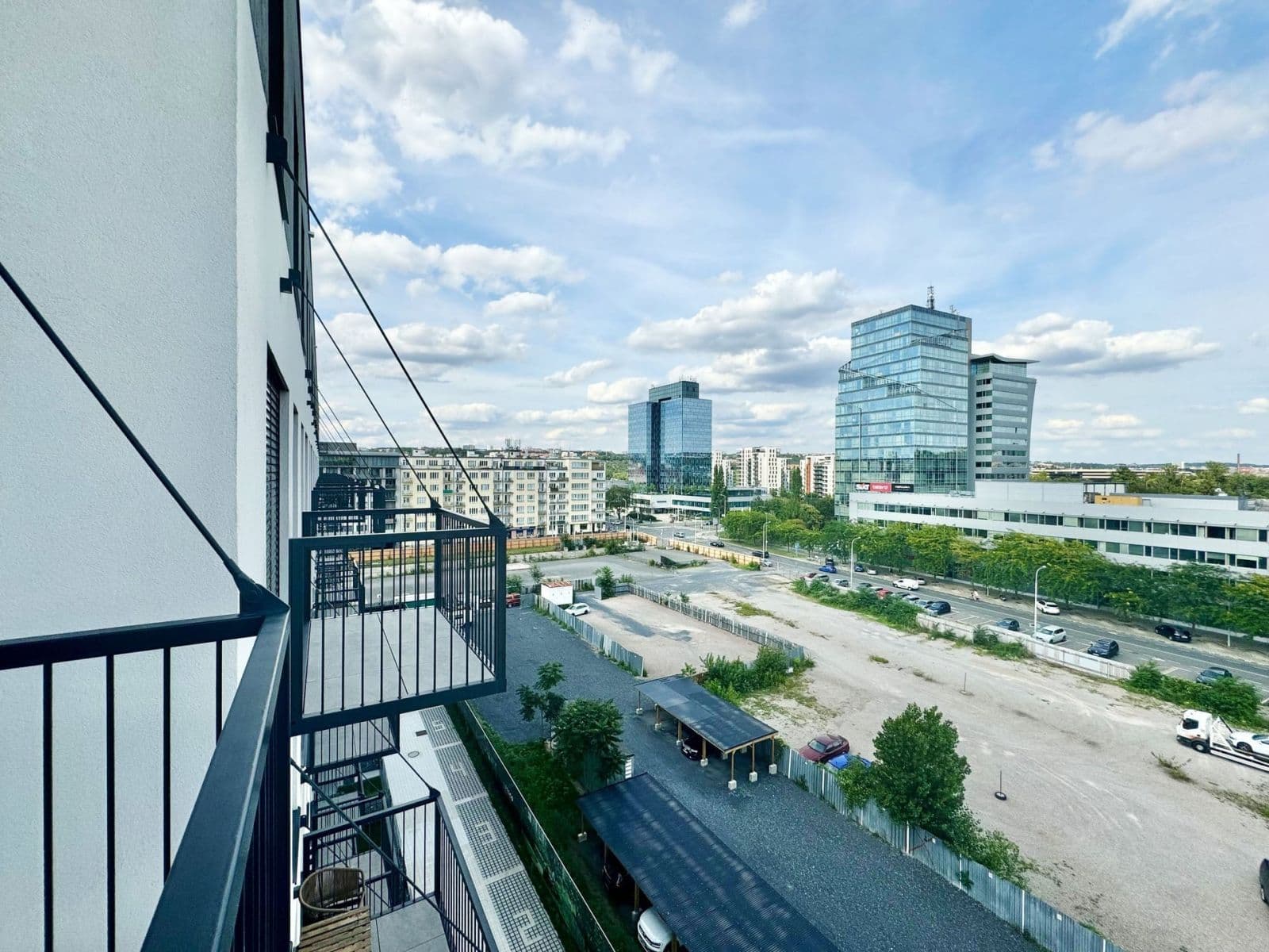 Prenájom bytu 1-izbový 37 m², V háji, Praha, Praha Prenájom bytu 1-izbový 37 m², V háji, Praha, Praha