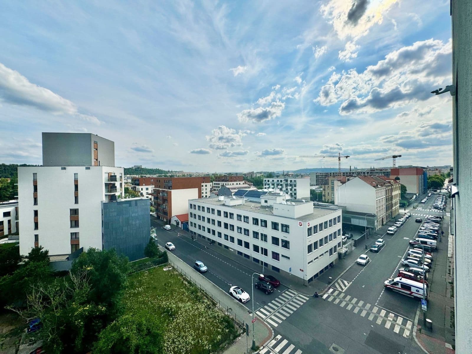 Prenájom bytu 1-izbový 37 m², V háji, Praha, Praha Prenájom bytu 1-izbový 37 m², V háji, Praha, Praha