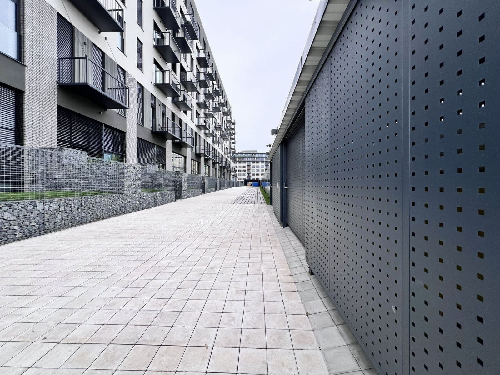 Prenájom bytu 1-izbový 37 m², V háji, Praha, Praha Prenájom bytu 1-izbový 37 m², V háji, Praha, Praha