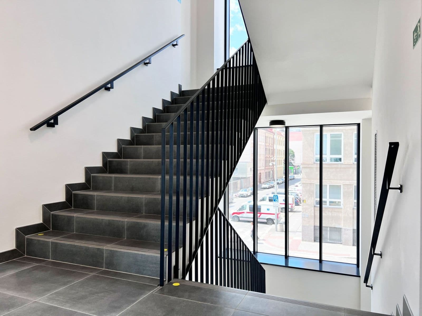 Prenájom bytu 1-izbový 37 m², V háji, Praha, Praha Prenájom bytu 1-izbový 37 m², V háji, Praha, Praha