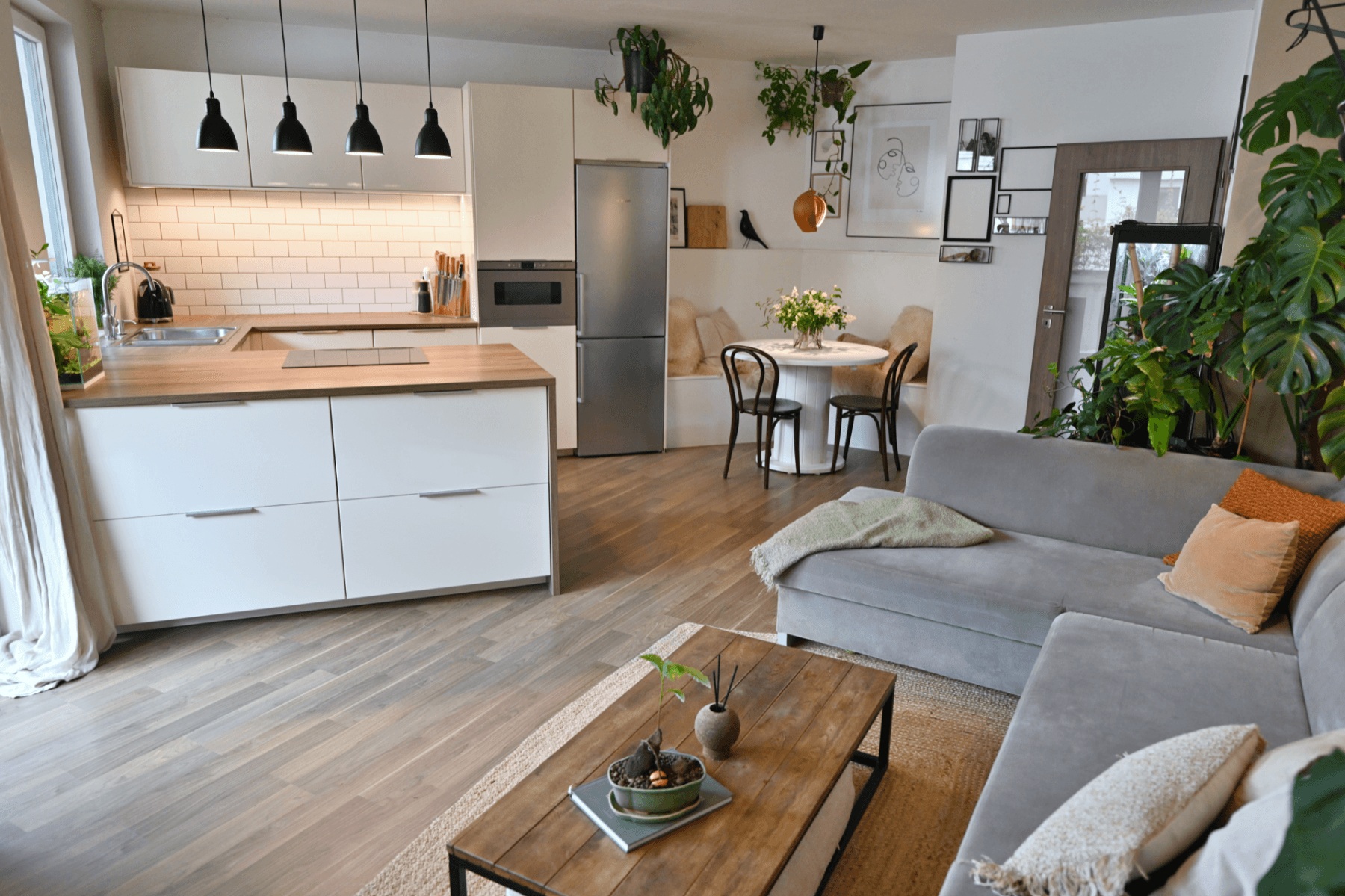 Prenájom bytu 2-izbový 57 m², Rižská, Praha, Praha Prenájom bytu 2-izbový 57 m², Rižská, Praha, Praha