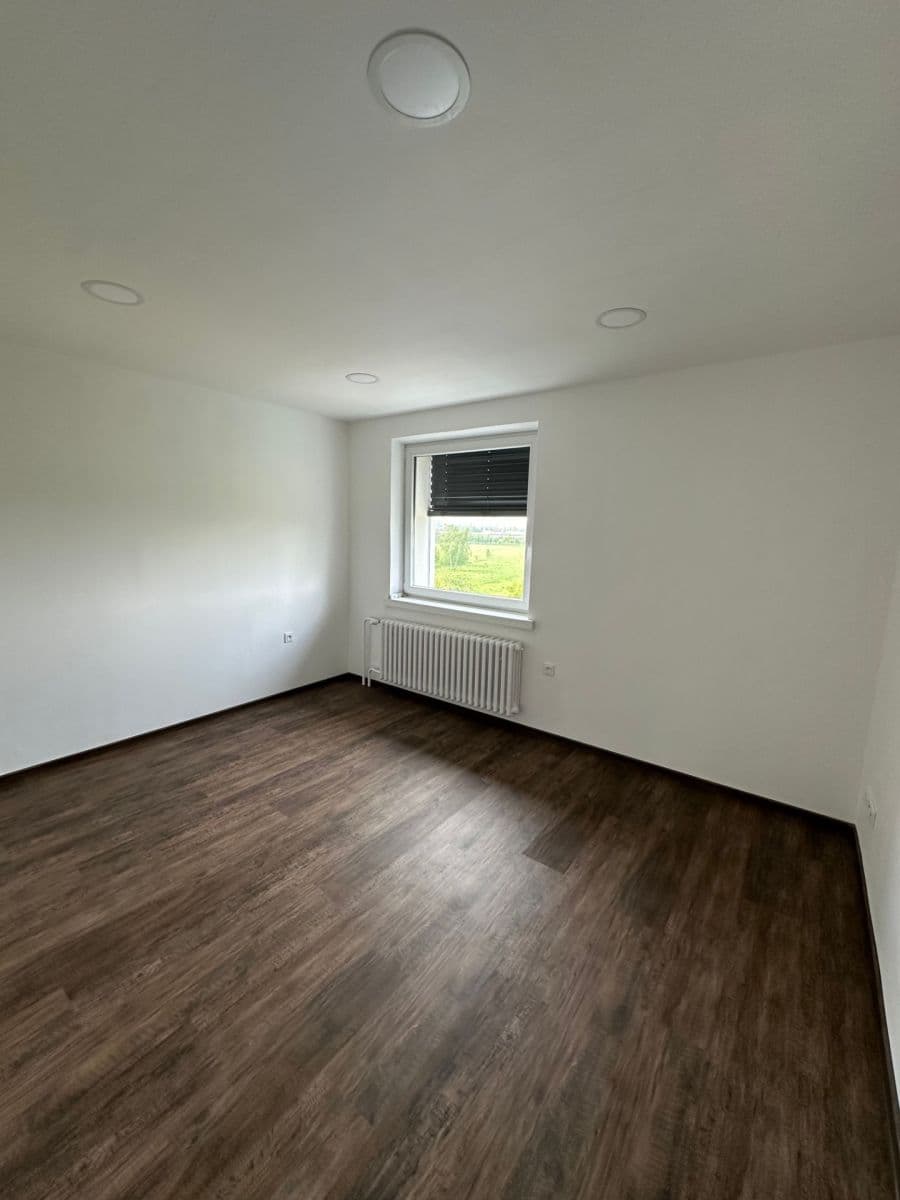 Prenájom bytu 2-izbový 70 m², Solná cesta, Uherské Hradiště, Zlínský kraj Prenájom bytu 2-izbový 70 m², Solná cesta, Uherské Hradiště, Zlínský kraj