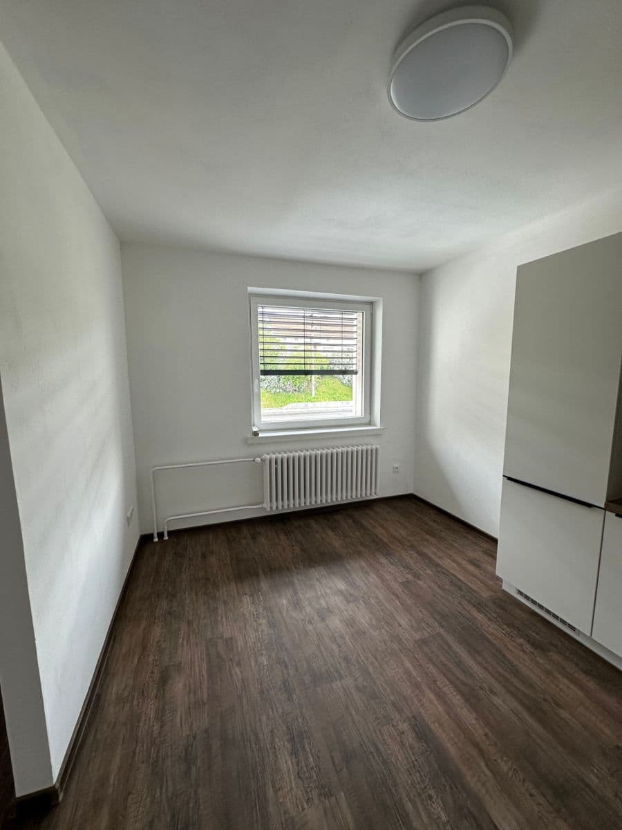 Prenájom bytu 2-izbový 70 m², Solná cesta, Uherské Hradiště, Zlínský kraj Prenájom bytu 2-izbový 70 m², Solná cesta, Uherské Hradiště, Zlínský kraj