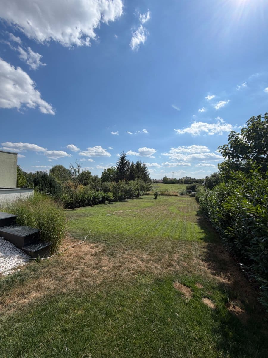 Prenájom bytu 2-izbový 70 m², Solná cesta, Uherské Hradiště, Zlínský kraj Prenájom bytu 2-izbový 70 m², Solná cesta, Uherské Hradiště, Zlínský kraj