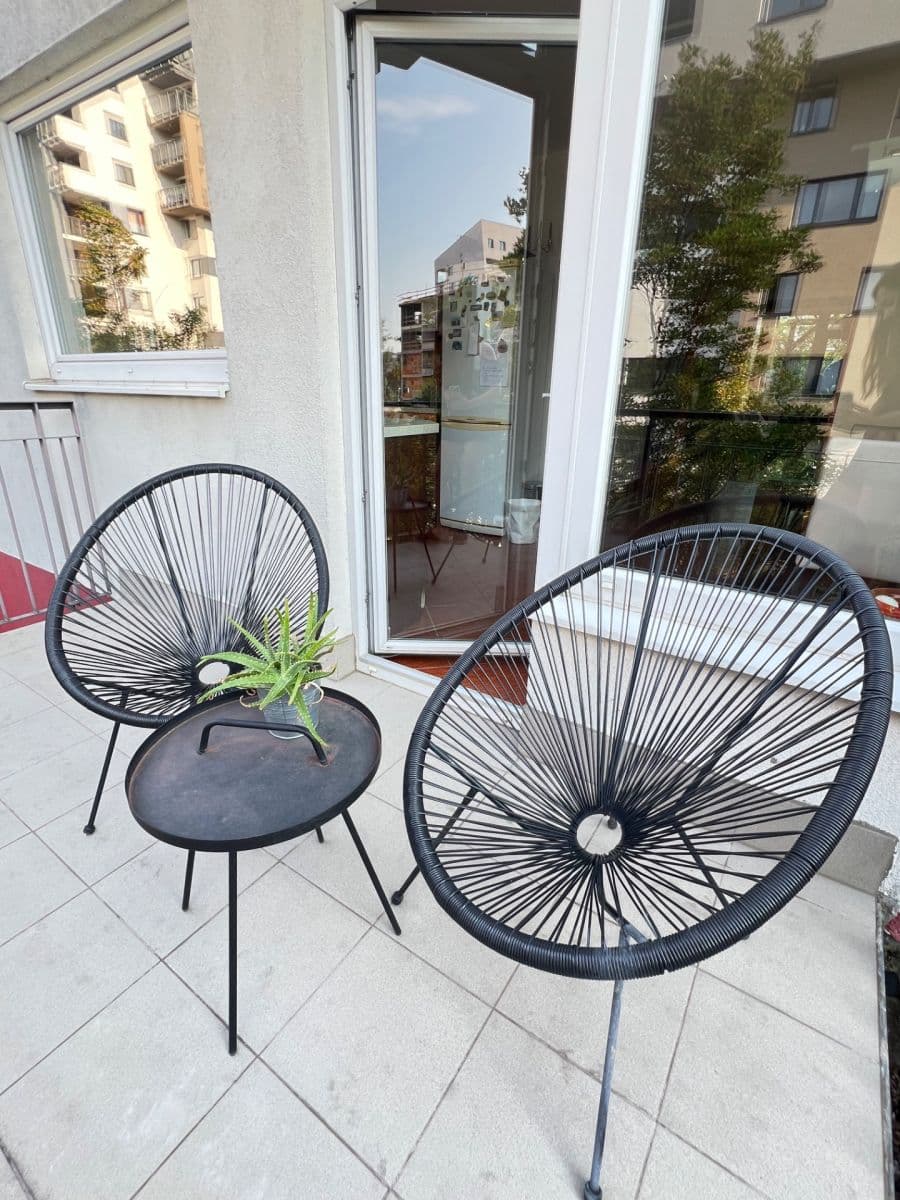 Prenájom bytu 4-izbový 150 m², Pod Harfou, Praha, Praha Prenájom bytu 4-izbový 150 m², Pod Harfou, Praha, Praha