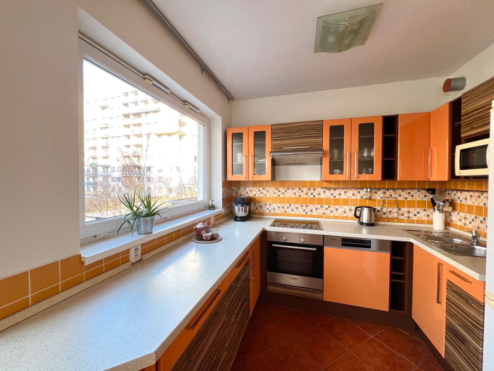 Prenájom bytu 4-izbový 150 m², Pod Harfou, Praha, Praha Prenájom bytu 4-izbový 150 m², Pod Harfou, Praha, Praha