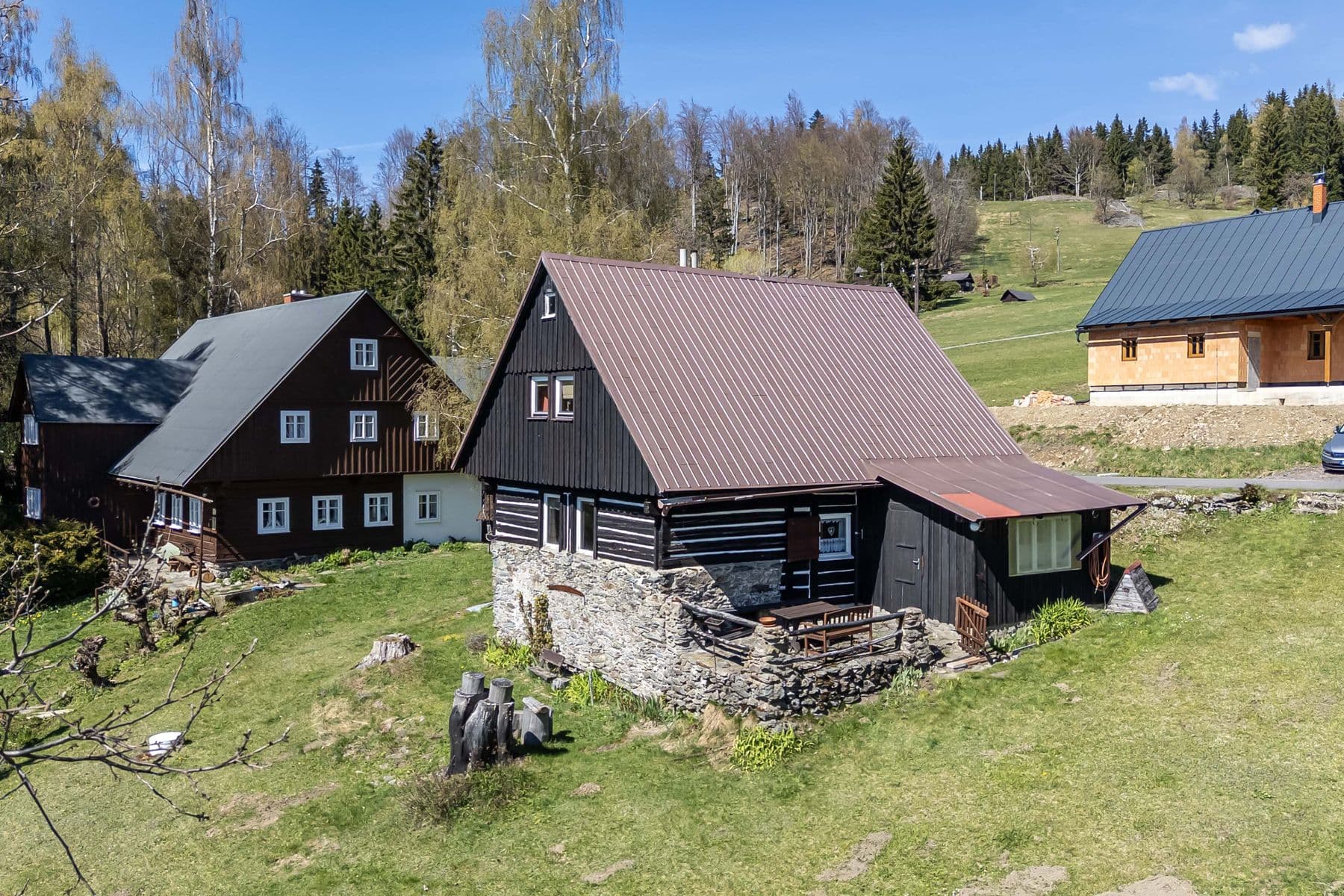 Predaj rekreačného objektu 156 m², pozemek 466 m², Jablonec nad Jizerou, Liberecký kraj Predaj rekreačného objektu 156 m², pozemek 466 m², Jablonec nad Jizerou, Liberecký kraj