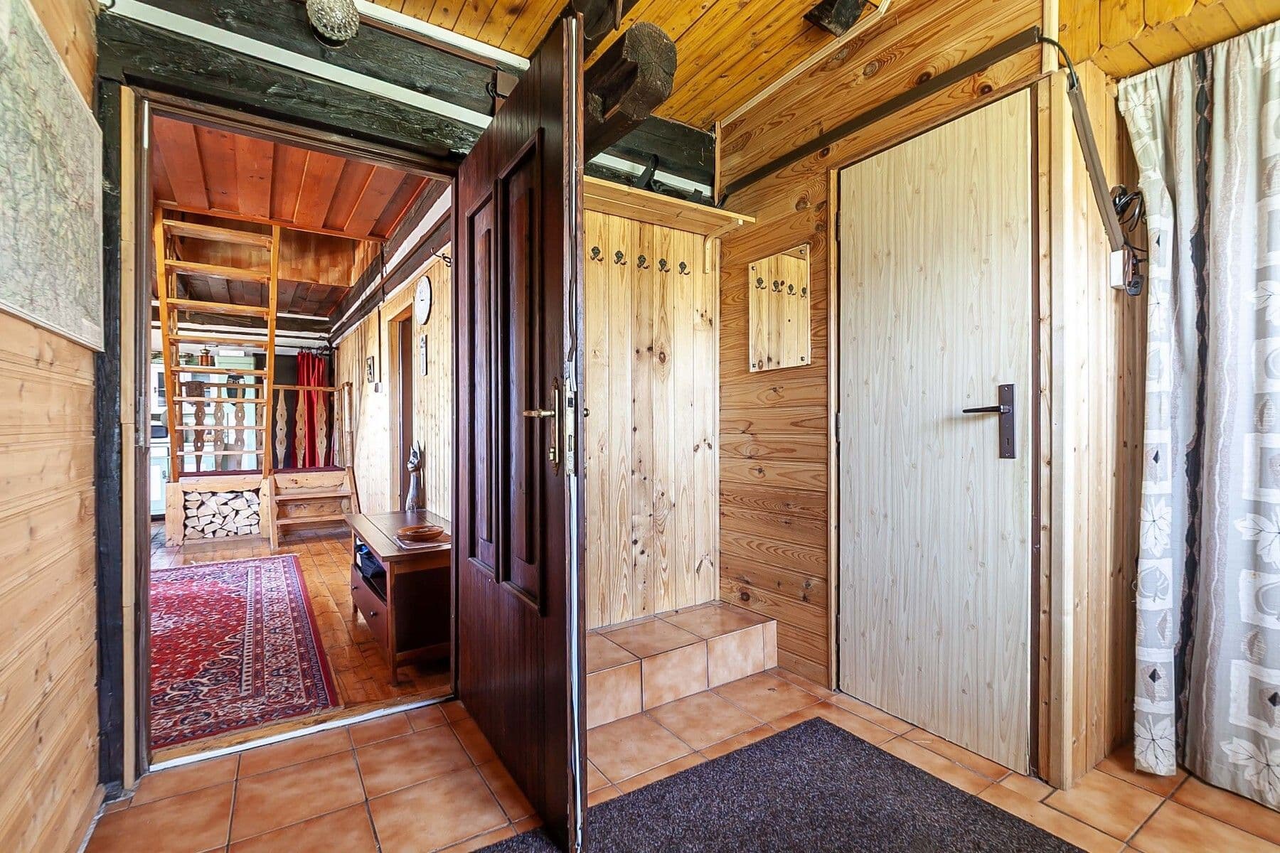 Predaj rekreačného objektu 156 m², pozemek 466 m², Jablonec nad Jizerou, Liberecký kraj Predaj rekreačného objektu 156 m², pozemek 466 m², Jablonec nad Jizerou, Liberecký kraj
