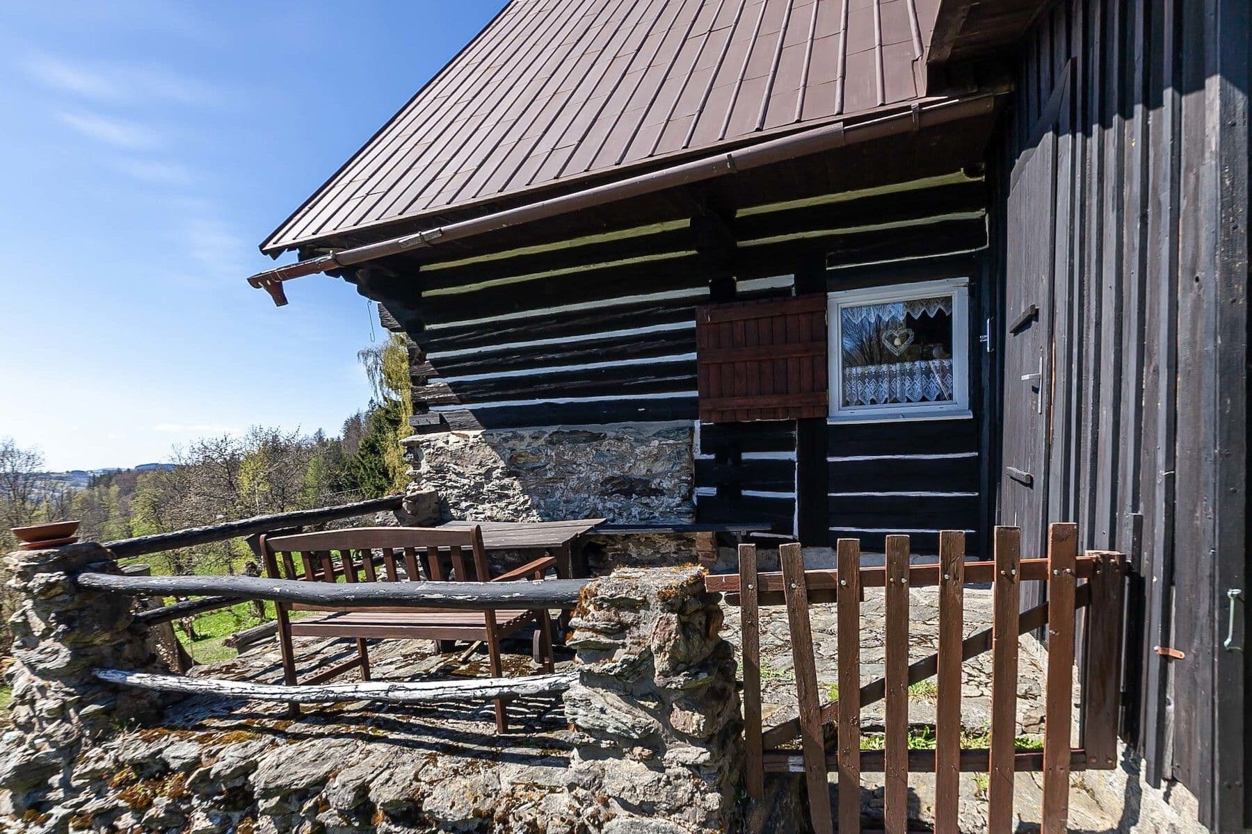 Predaj rekreačného objektu 156 m², pozemek 466 m², Jablonec nad Jizerou, Liberecký kraj Predaj rekreačného objektu 156 m², pozemek 466 m², Jablonec nad Jizerou, Liberecký kraj