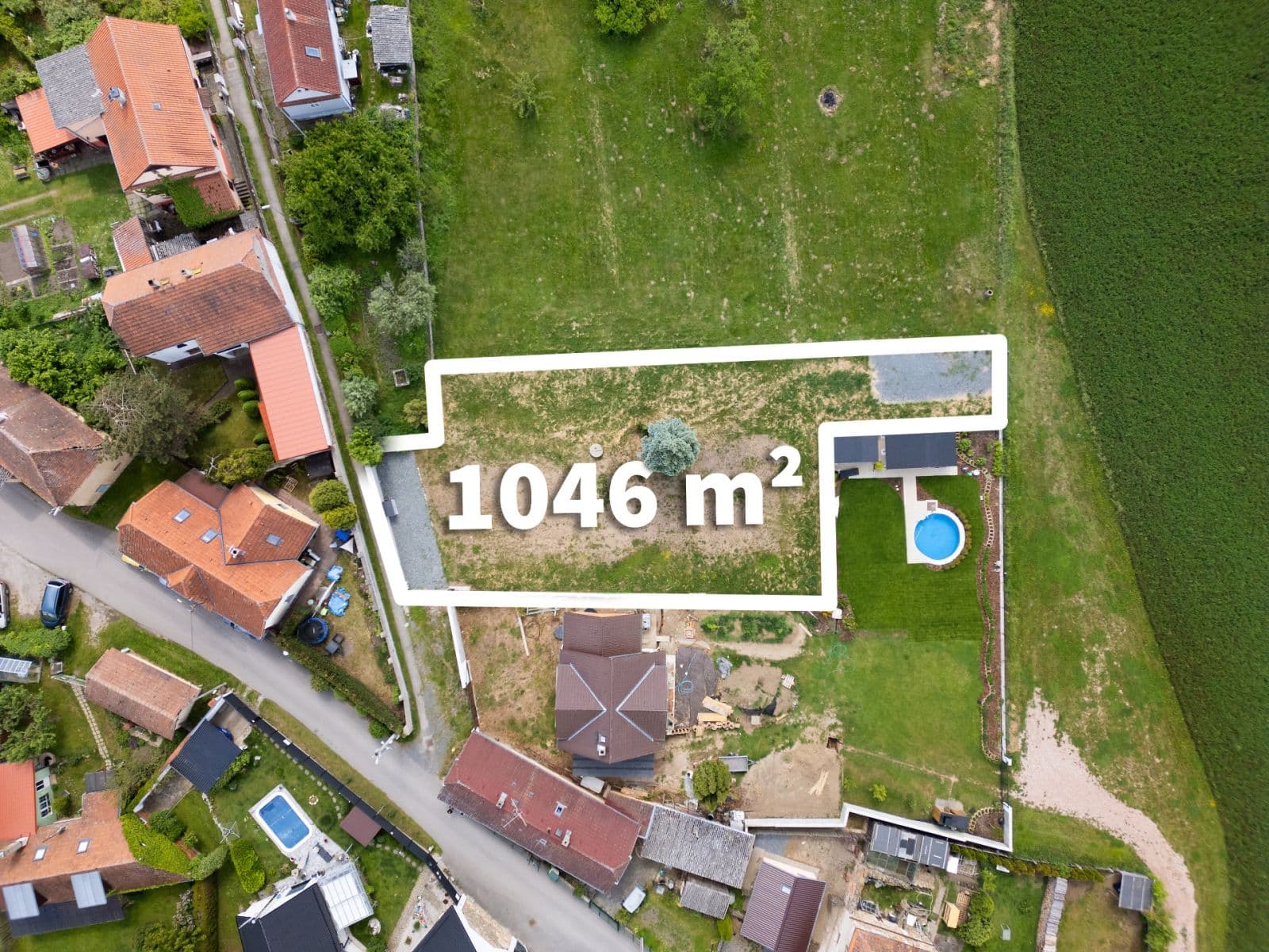 Predaj pozemku 1.046 m², Nižbor, Středočeský kraj Predaj pozemku 1.046 m², Nižbor, Středočeský kraj