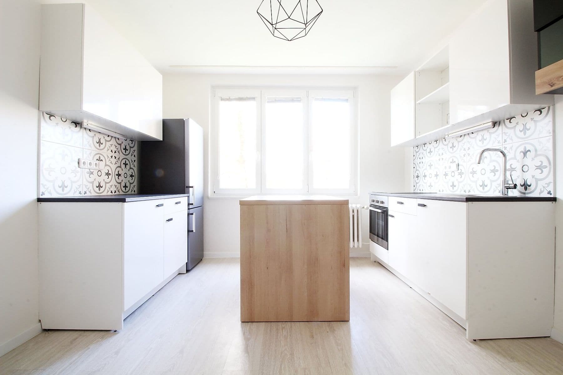 Prenájom bytu 2-izbový 66 m², Liškova, Praha, Praha Prenájom bytu 2-izbový 66 m², Liškova, Praha, Praha
