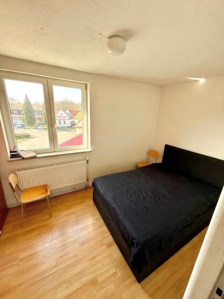 Prenájom bytu 3-izbový 71 m², Bitozeves, Ústecký kraj Prenájom bytu 3-izbový 71 m², Bitozeves, Ústecký kraj