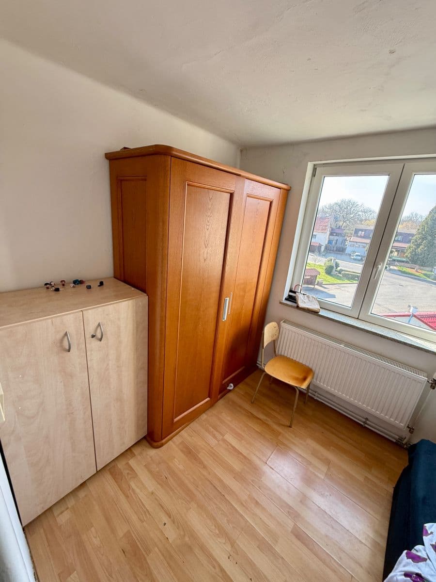 Prenájom bytu 3-izbový 71 m², Bitozeves, Ústecký kraj Prenájom bytu 3-izbový 71 m², Bitozeves, Ústecký kraj