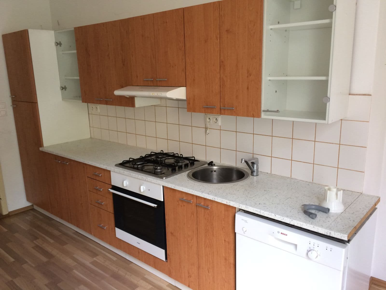 Prenájom bytu 3-izbový 84 m², Holečkova, Praha, Praha Prenájom bytu 3-izbový 84 m², Holečkova, Praha, Praha