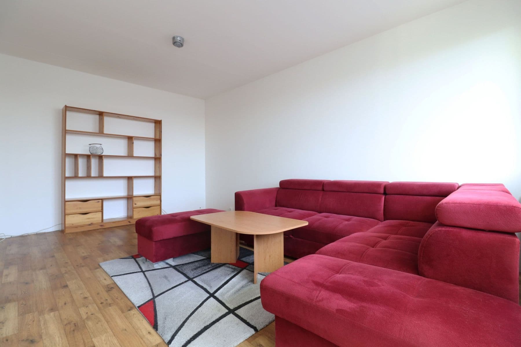 Prenájom bytu 2-izbový 67 m², Olbramovická, Praha, Praha Prenájom bytu 2-izbový 67 m², Olbramovická, Praha, Praha