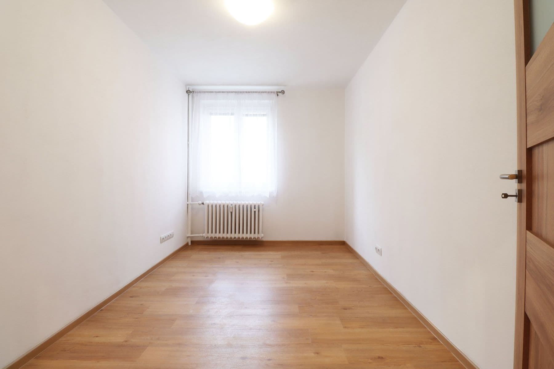 Prenájom bytu 3-izbový 57 m², Svojšovická, Praha, Praha Prenájom bytu 3-izbový 57 m², Svojšovická, Praha, Praha