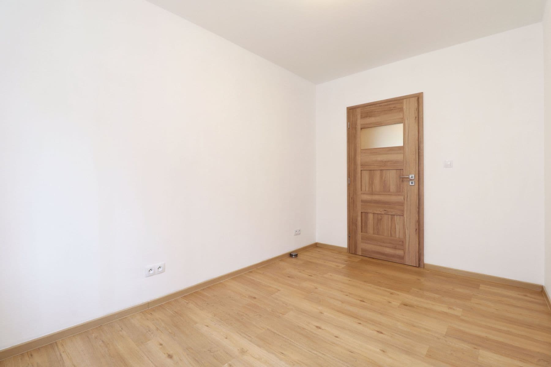 Prenájom bytu 3-izbový 57 m², Svojšovická, Praha, Praha Prenájom bytu 3-izbový 57 m², Svojšovická, Praha, Praha