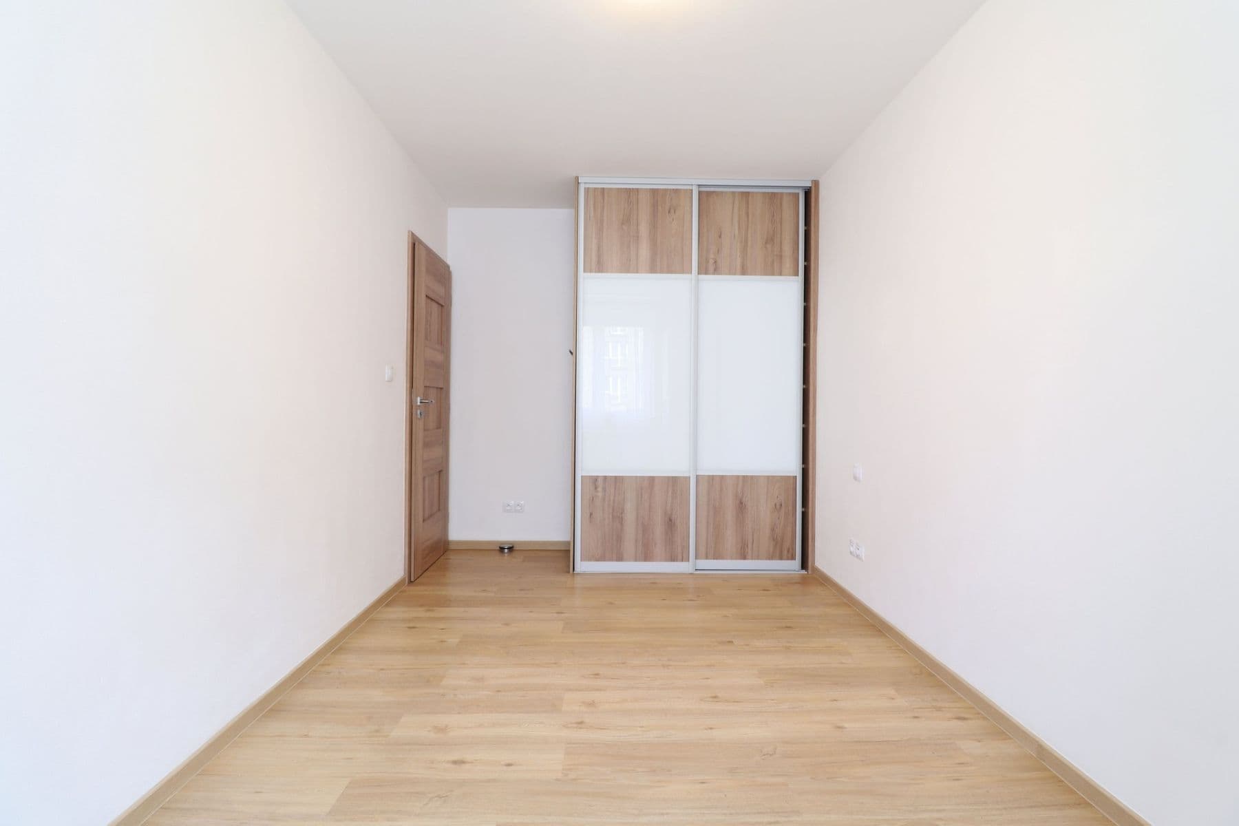 Prenájom bytu 3-izbový 57 m², Svojšovická, Praha, Praha Prenájom bytu 3-izbový 57 m², Svojšovická, Praha, Praha