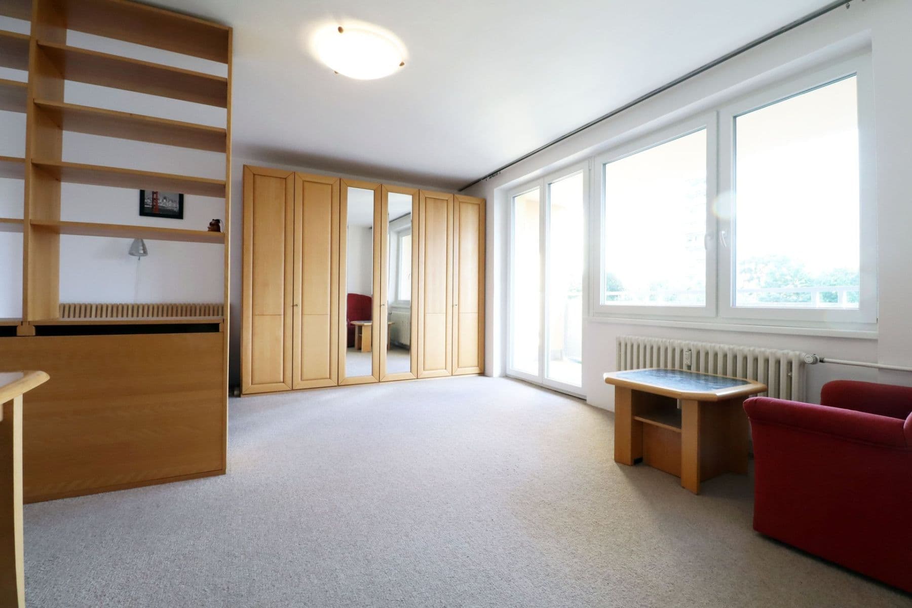 Prenájom bytu 1-izbový 37 m², Vyžlovská, Praha, Praha Prenájom bytu 1-izbový 37 m², Vyžlovská, Praha, Praha