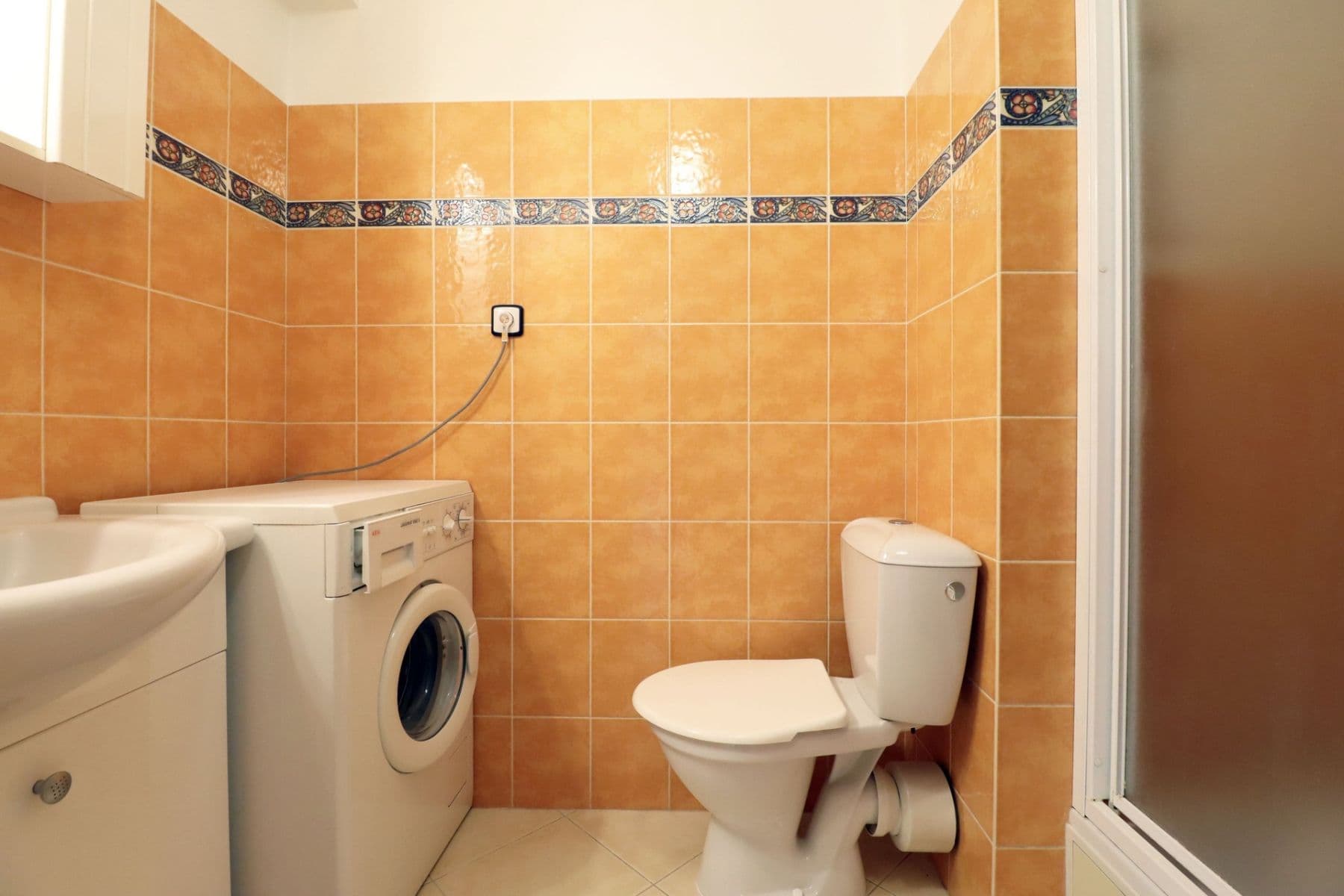 Prenájom bytu 1-izbový 37 m², Vyžlovská, Praha, Praha Prenájom bytu 1-izbový 37 m², Vyžlovská, Praha, Praha