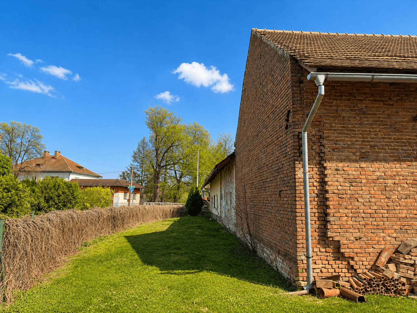Predaj domu 80 m², pozemek 1.633 m², Dolní Roveň, Pardubický kraj Predaj domu 80 m², pozemek 1.633 m², Dolní Roveň, Pardubický kraj