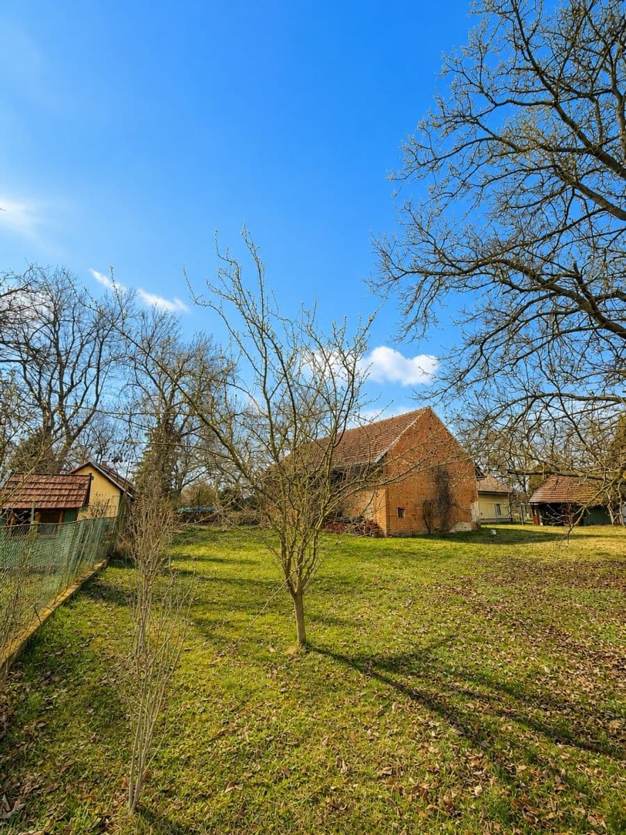 Predaj domu 80 m², pozemek 1.633 m², Dolní Roveň, Pardubický kraj Predaj domu 80 m², pozemek 1.633 m², Dolní Roveň, Pardubický kraj