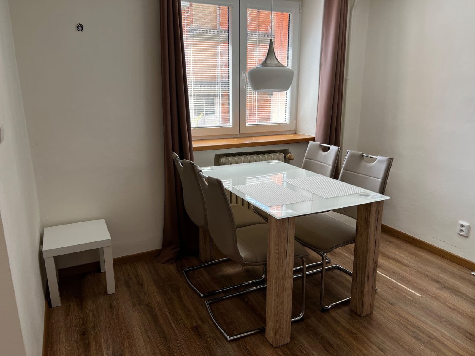 Prenájom bytu 2-izbový 58 m², Dvorecká, Praha, Praha Prenájom bytu 2-izbový 58 m², Dvorecká, Praha, Praha