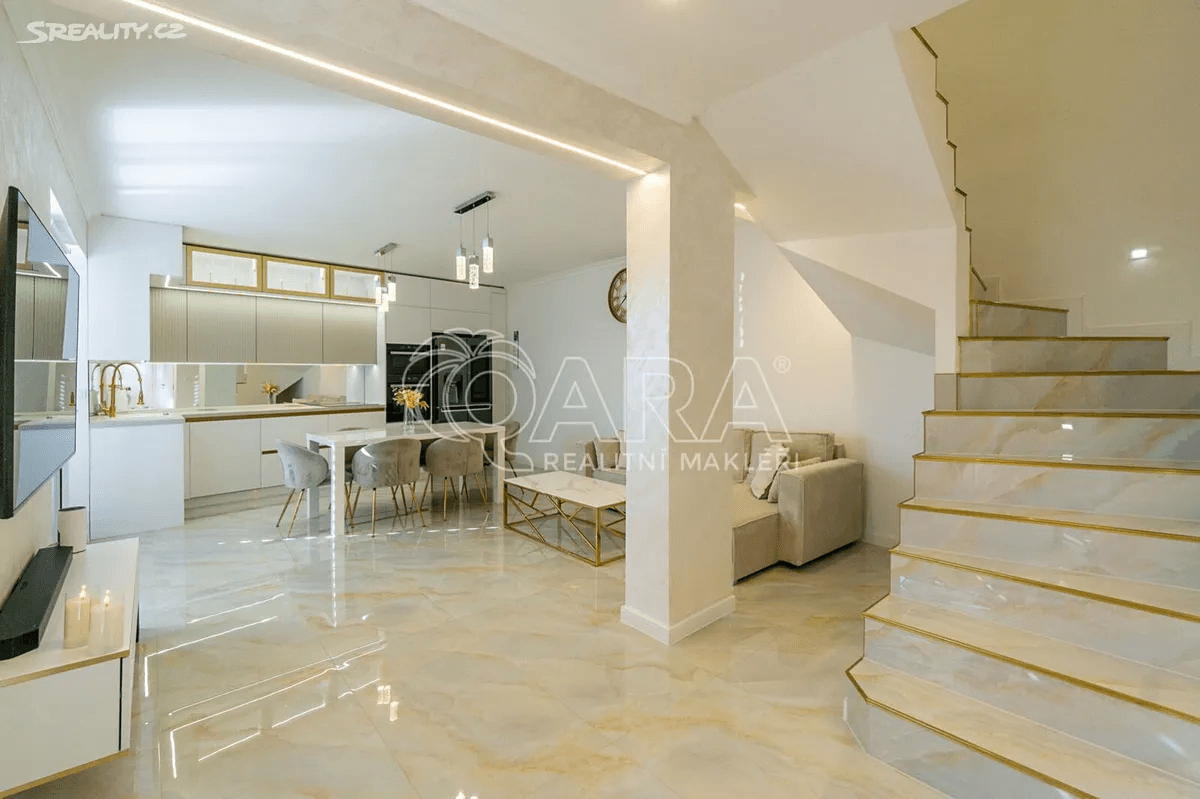 Predaj domu 94 m², pozemek 60 m², Rostoklaty, Středočeský kraj Predaj domu 94 m², pozemek 60 m², Rostoklaty, Středočeský kraj